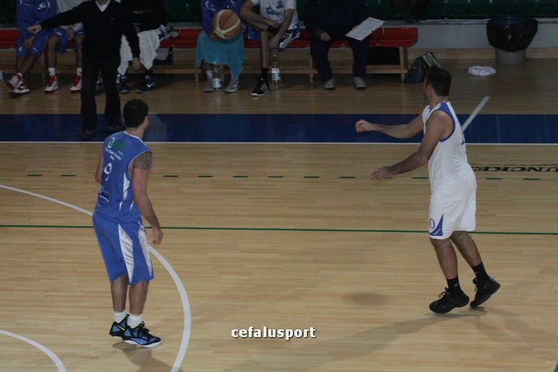 111218 sport 272_tn.jpg